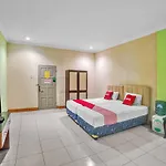 Oyo Flagship 90759 Beatrix Apartment