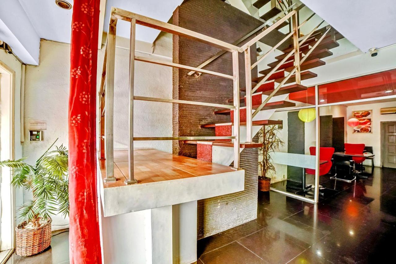 Oyo Flagship 90759 Beatrix Medan