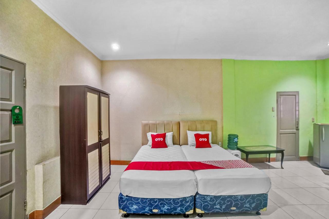 Oyo Flagship 90759 Beatrix 3* Medan